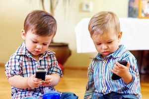 toddlers with mobile phones